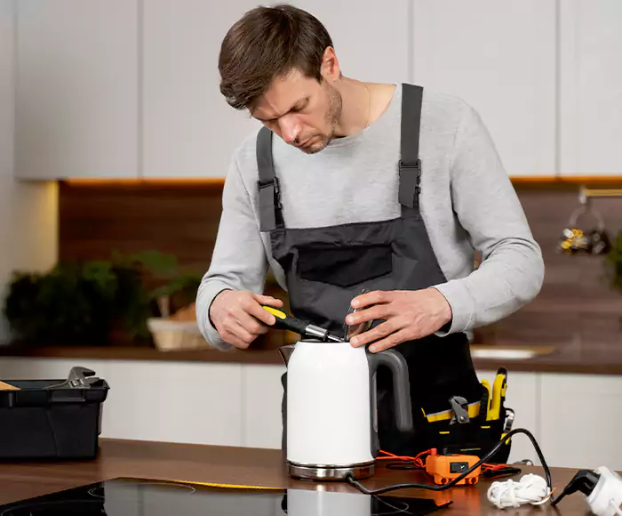 Skilled Blender Technicians: Your Small Appliance Repair Experts for Winston-Salem, NC